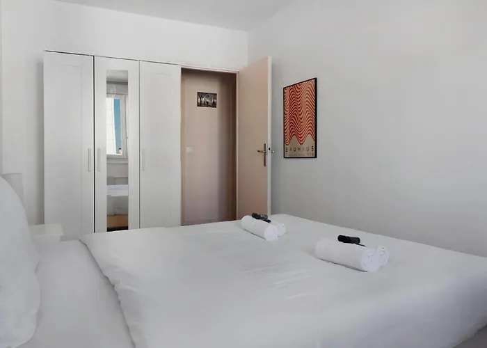 Confort&calme 5 Pers Rue Des Mariniers Paris